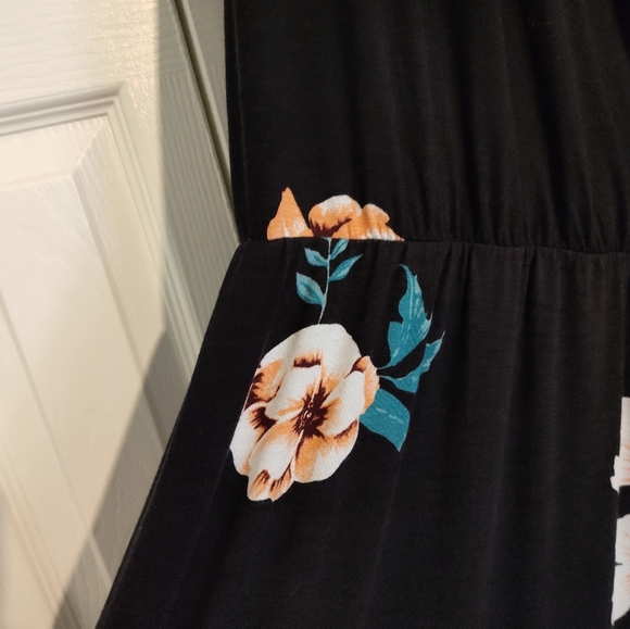 ๐๐ HOST PICK๐๐ NWT Loveappella Maxi Wrap Dress - Picture 4 of 6